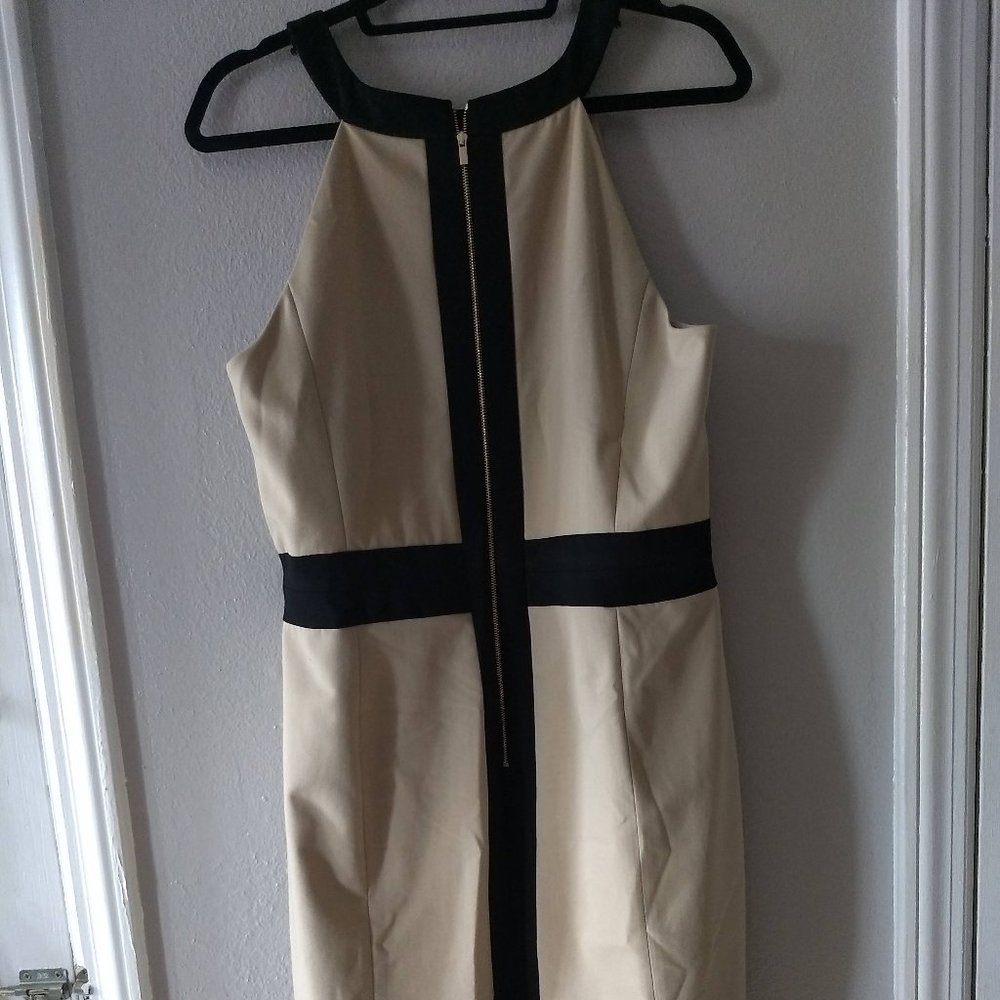 Ann TaylorTan Halter Dress, Sharp Black Border design. Figure Flattering Size 14
